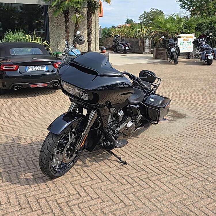 Harley-Davidson 117 Road Glide (2018 - 19) - FLTRXSE (2)