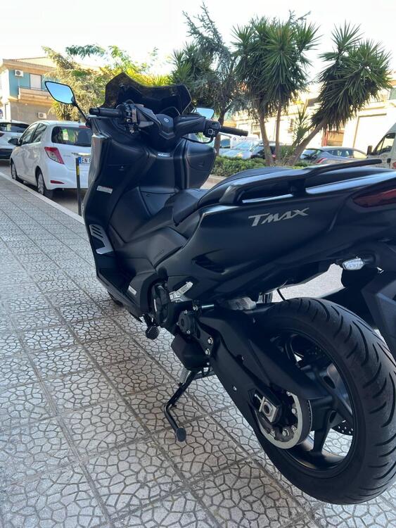 Yamaha T-Max 560 (2020 - 21) (4)