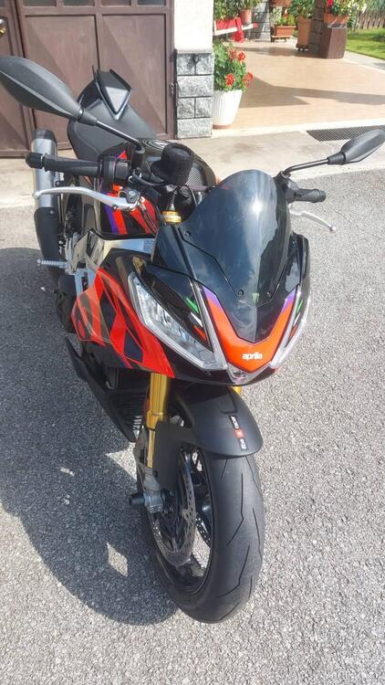 Aprilia Tuono 1100 V4 Factory (2021 - 24) (3)