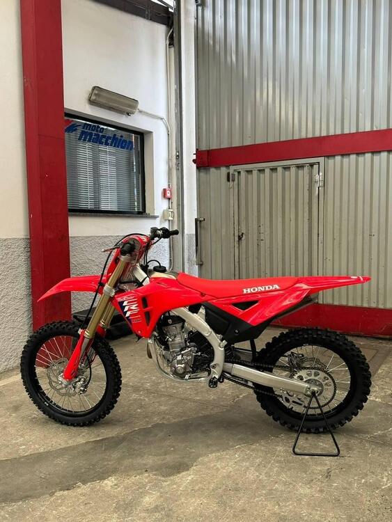 Honda CRF 250 R (2024) (2)