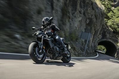 Yamaha MT-09 Y-AMT TEST: il cambio automatizzato &egrave; meglio di quello tradizionale? [GALLERY]