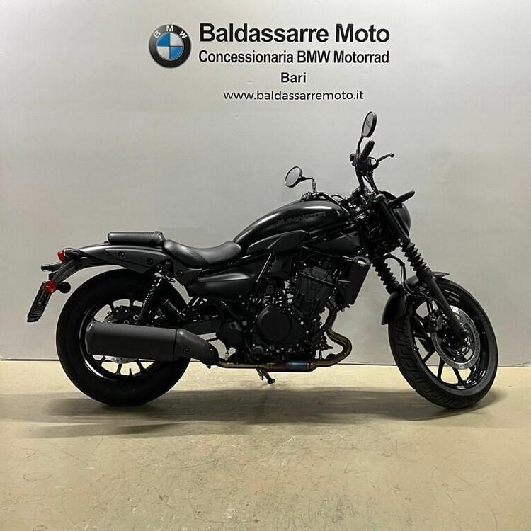 Kawasaki Eliminator 500 SE (2024 - 25) (4)