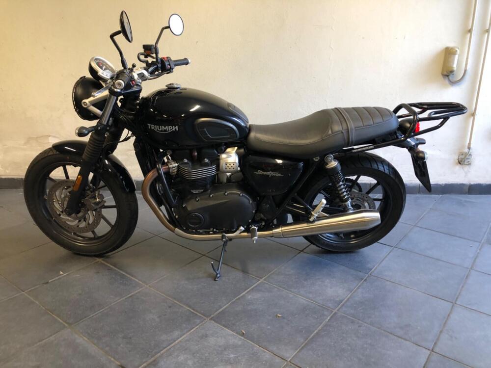 Triumph Street Twin 900 (2016) (5)