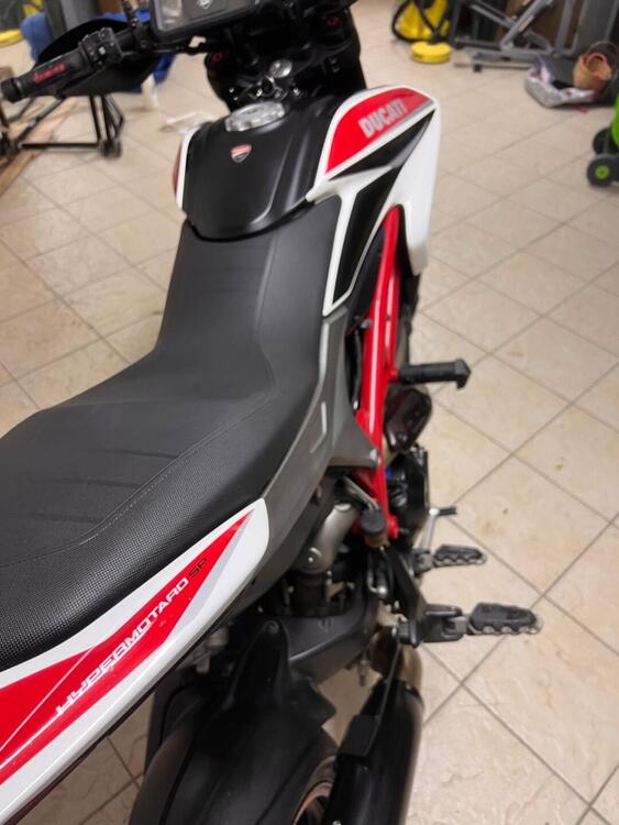 Ducati Hypermotard 821 SP (2013 - 15) (4)