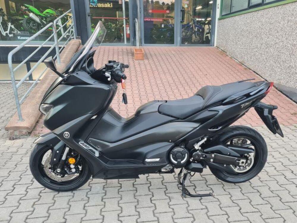 Yamaha T-Max 560 (2020 - 21) (4)