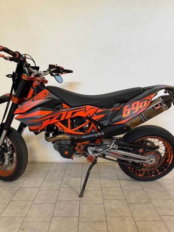 KTM 690 SMC R (2012 -17) (2)