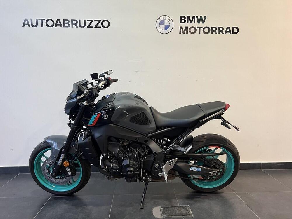 Yamaha MT-09 (2021 - 23) (4)