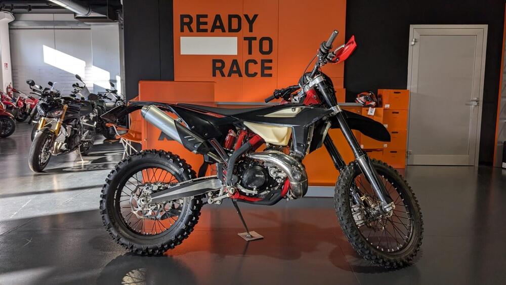 Betamotor RR 300 2T Enduro (2021) (2)