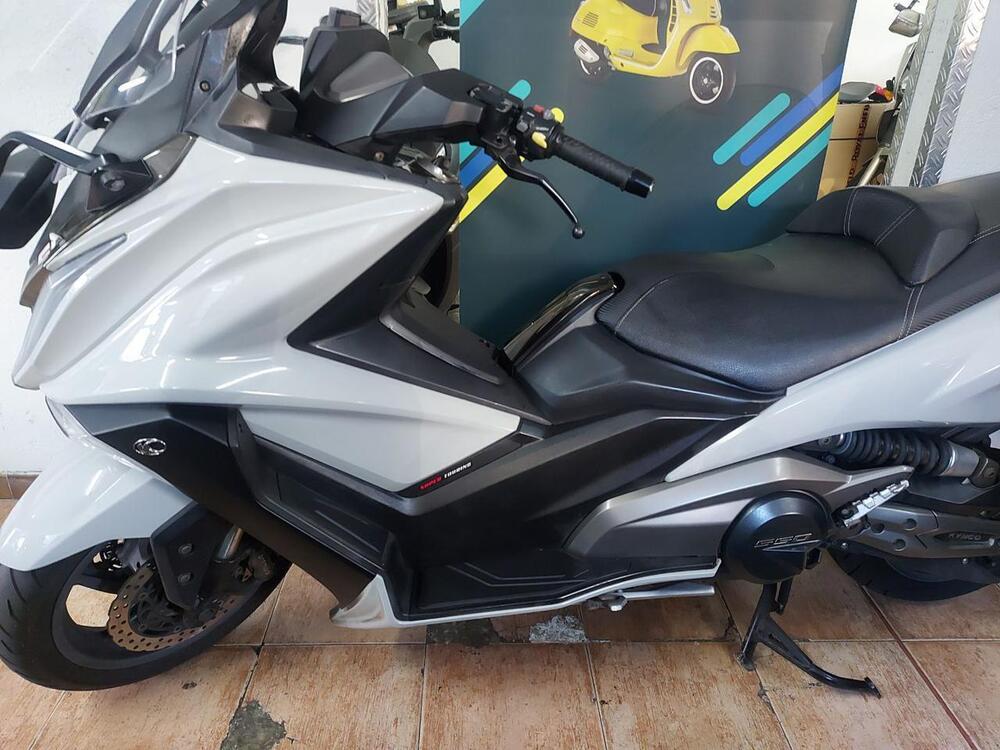 Kymco AK 550 (2020) (2)