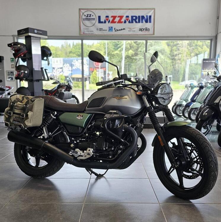 Moto Guzzi V7 Stone Centenario (2021 - 22)