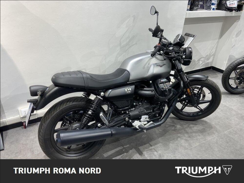 Moto Guzzi V7 Stone (2021 - 24) (5)