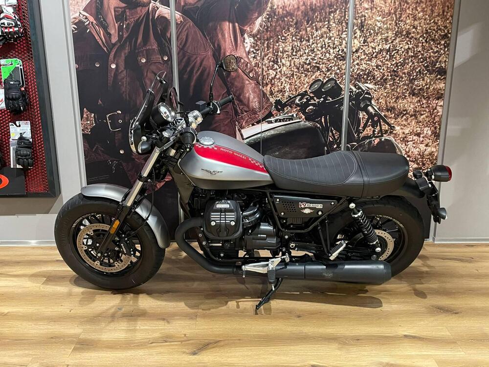 Moto Guzzi V9 Bobber (2018 - 20)