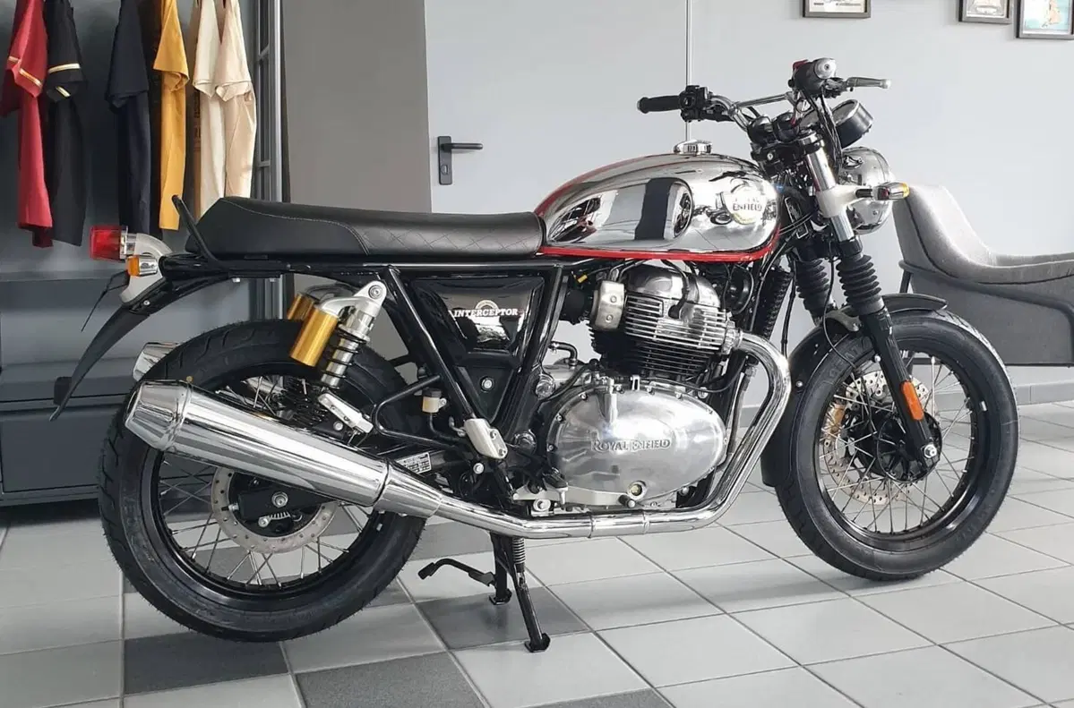 Royal Enfield Interceptor 650 (2021 - 26) (5)