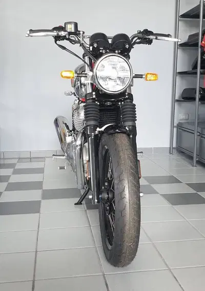 Royal Enfield Interceptor 650 (2021 - 26) nuova