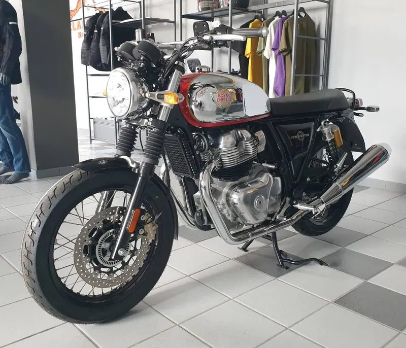 Royal Enfield Interceptor 650 (2021 - 26) (4)
