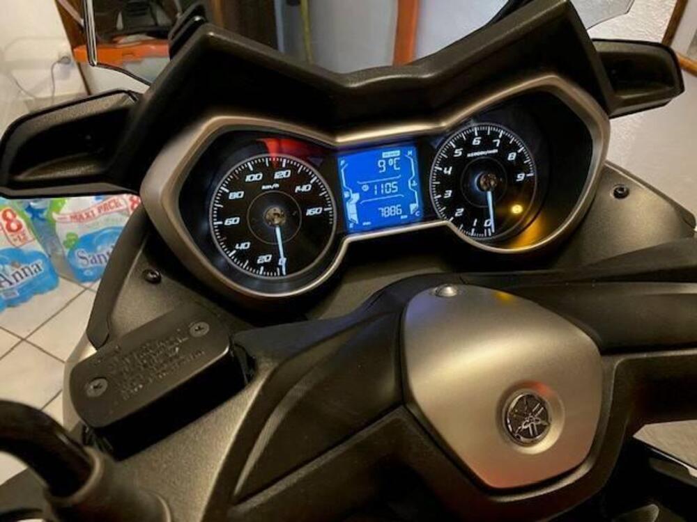 Yamaha X-Max 300 (2021 - 24) (2)