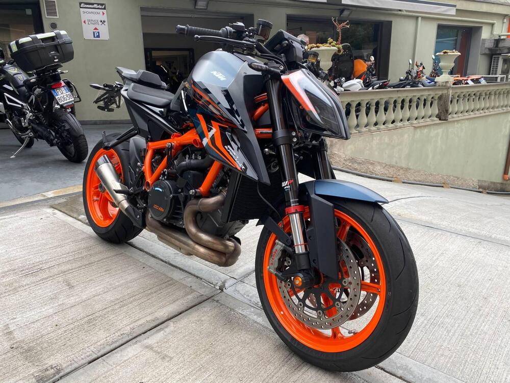 KTM 1290 Super Duke R (2022 - 23) (3)