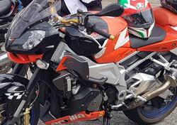 Aprilia Tuono 1000 R (2006 - 10) usata