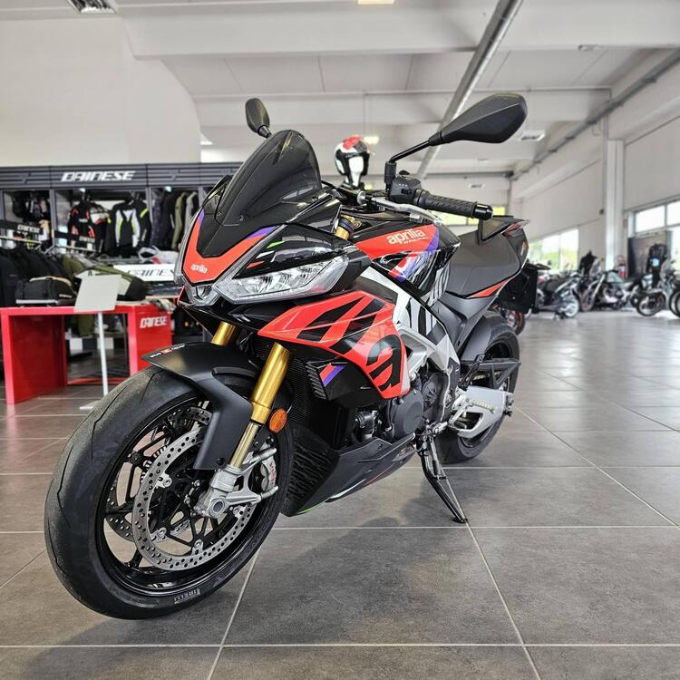 Aprilia Tuono 1100 V4 Factory (2021 - 24) (4)