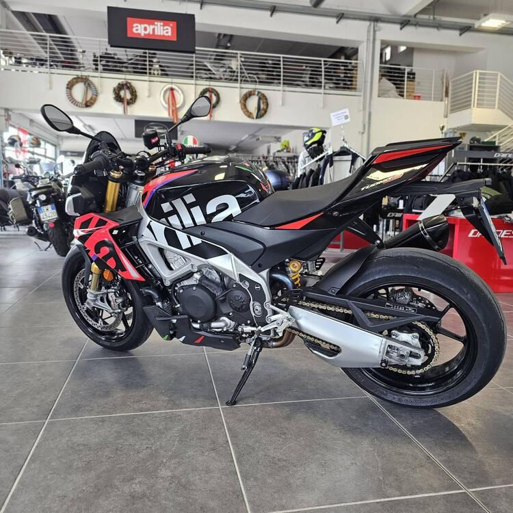 Aprilia Tuono 1100 V4 Factory (2021 - 24) (5)