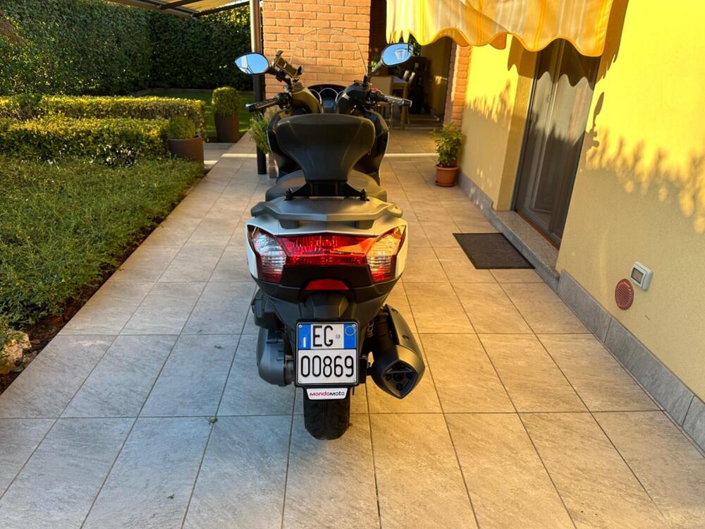 Kymco Downtown 300i ABS (2009 - 17) (5)