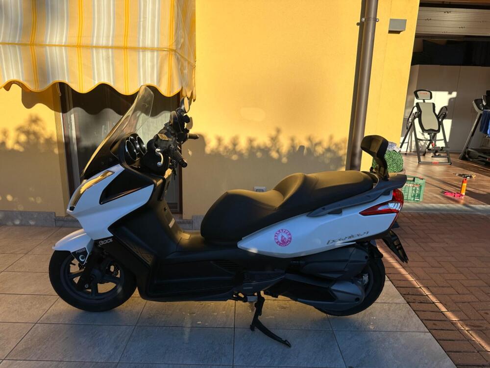 Kymco Downtown 300i ABS (2009 - 17) (4)