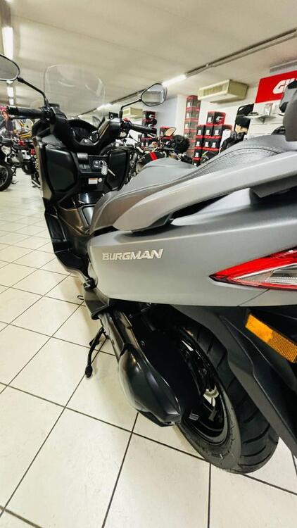 Suzuki Burgman AN 400 (2017 - 20) (4)