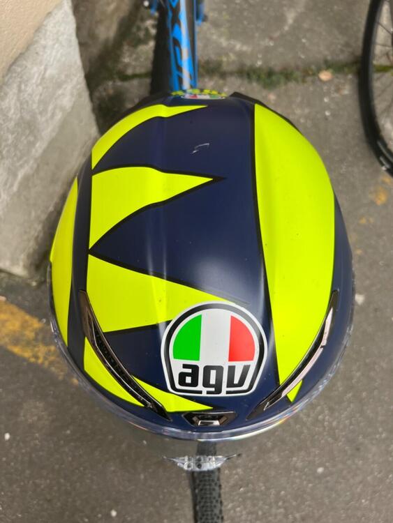 Casco AGV GP RR “VR46 Replica Final Season” (4)