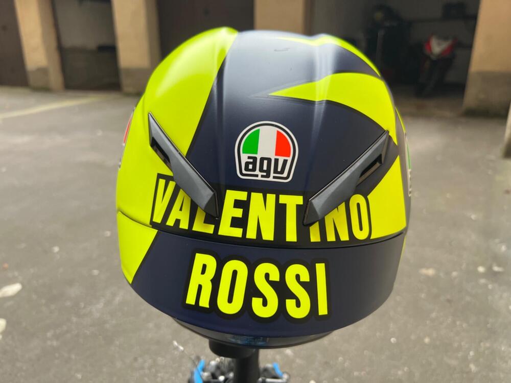 Casco AGV GP RR “VR46 Replica Final Season” (5)