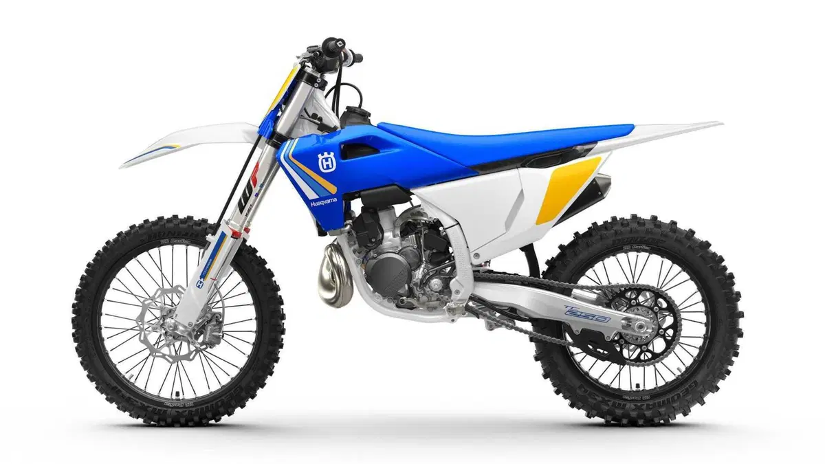 Gamma Cross Husqvarna Heritage 2025 (2)