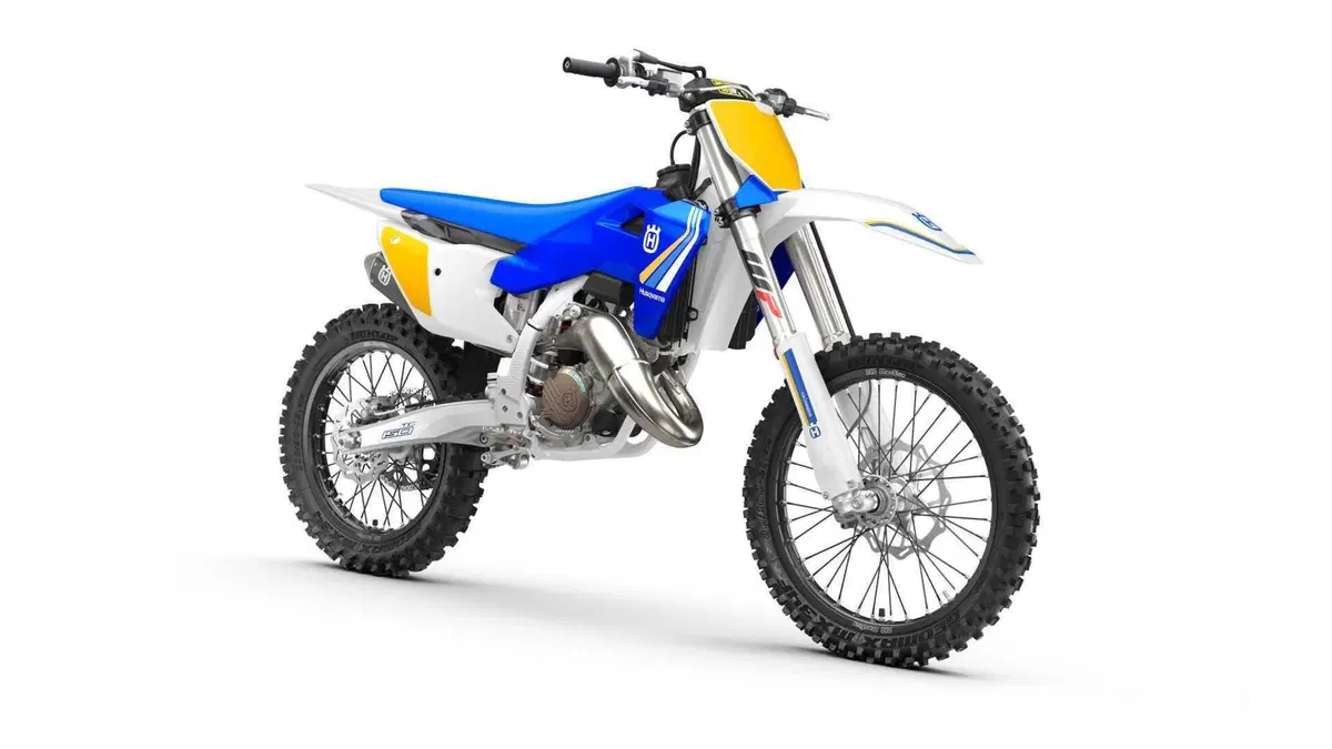 Gamma Cross Husqvarna Heritage 2025 (3)
