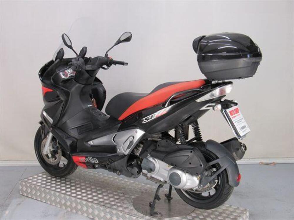 Aprilia SR Max 300 (2011 - 16) (5)