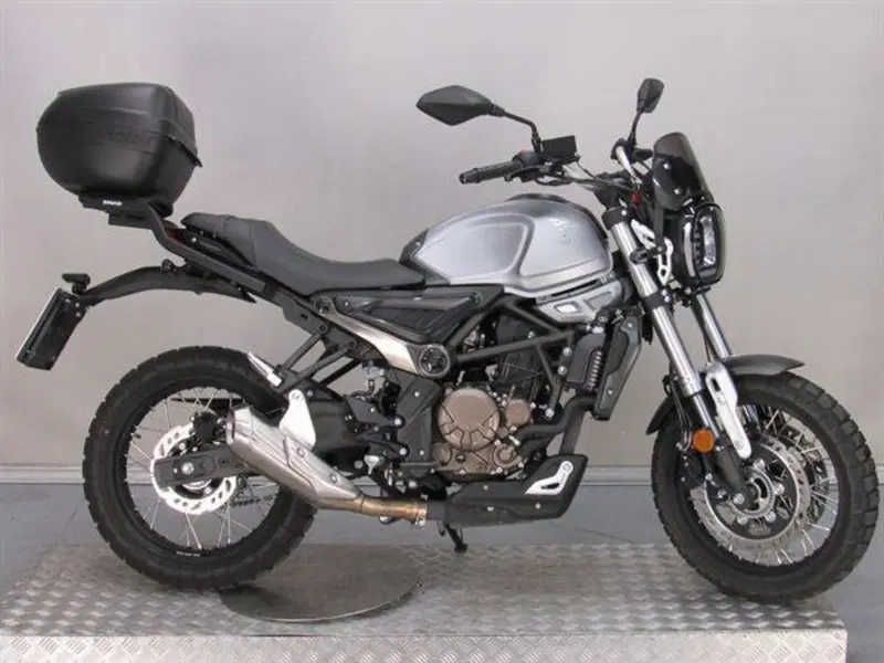 Voge Trofeo 300ACX Scrambler (2021 - 26) (2)