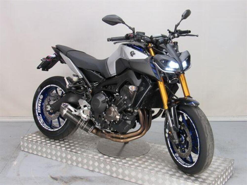 Yamaha MT-09 SP (2018 - 20) (2)