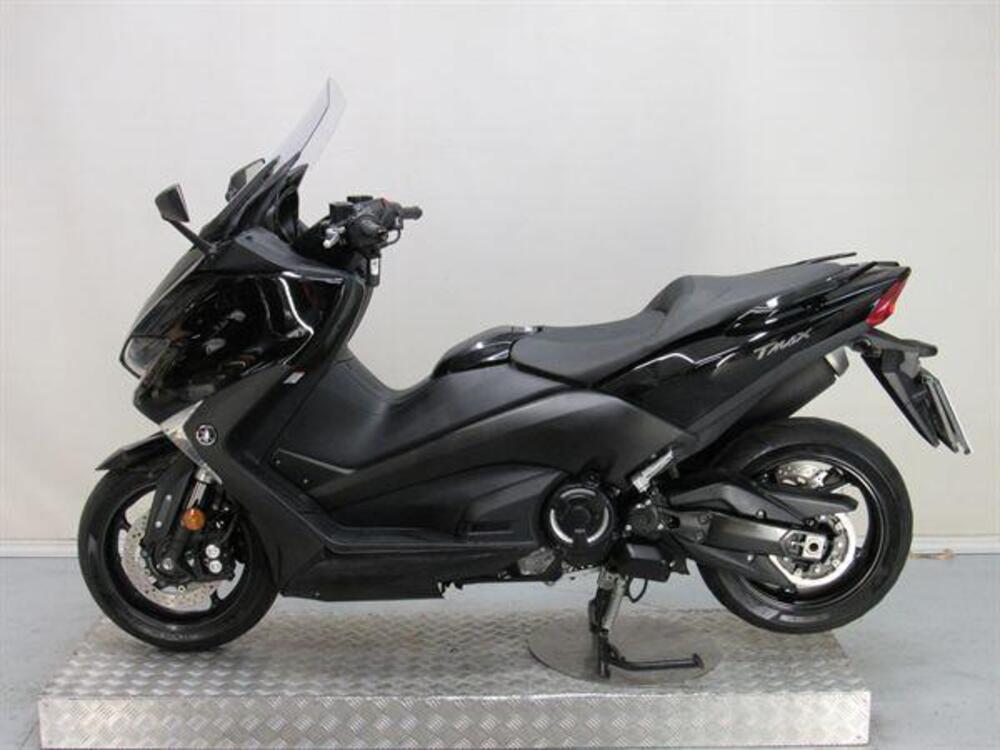 Yamaha T-Max 530 (2017 - 19) (4)