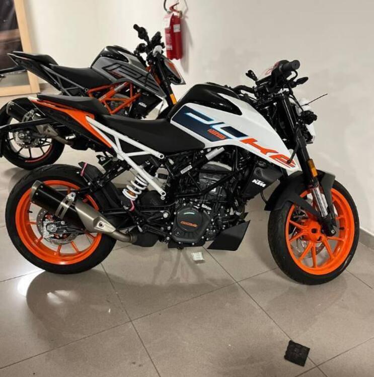 KTM 125 Duke (2021 - 23)