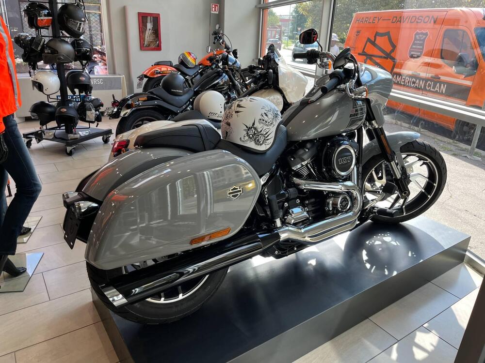 Harley-Davidson 107 Sport Glide (2018 - 20)