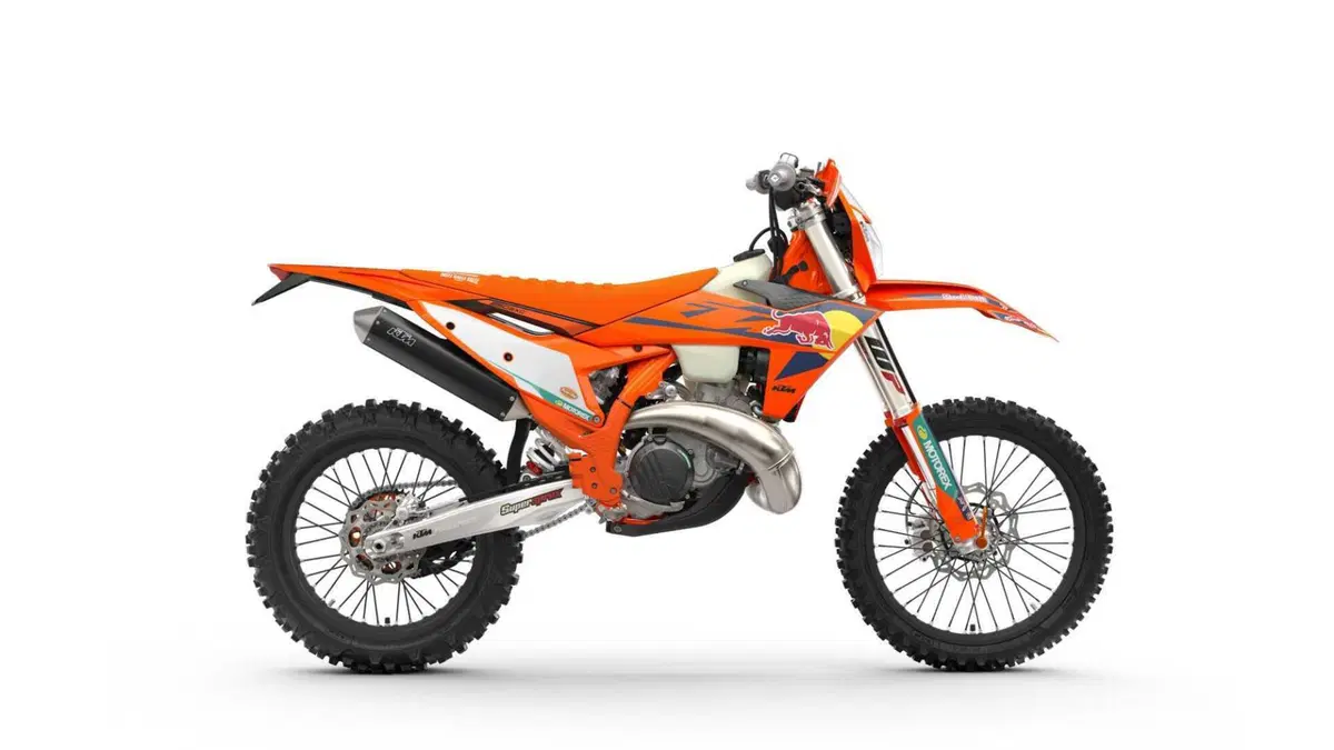 KTM 250 EXC 250 EXC Champion Edition (2025) (2)
