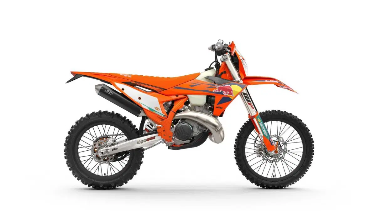 KTM 300 EXC 300 EXC Champion Edition (2025) (3)