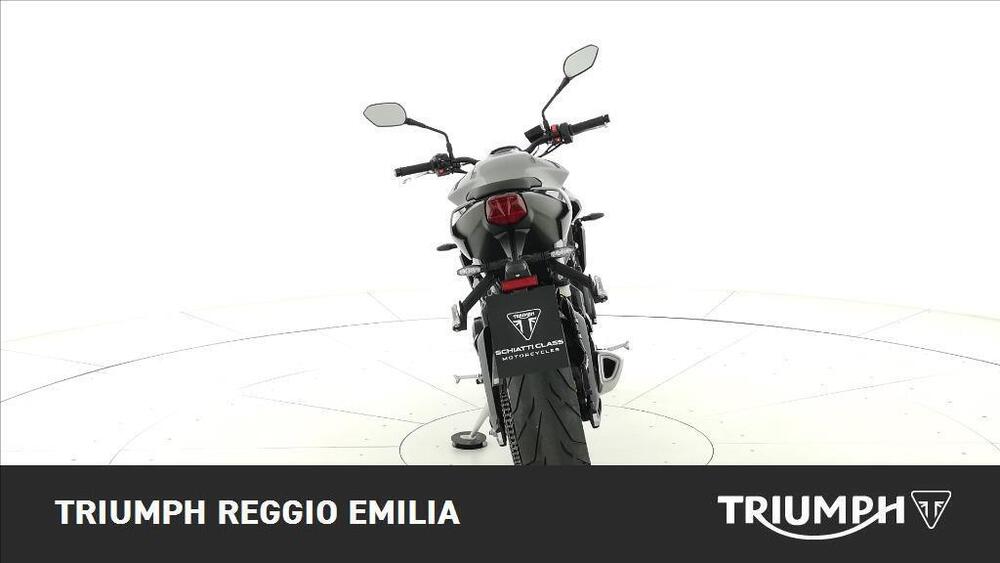 Triumph Street Triple R (2020 - 23) (2)