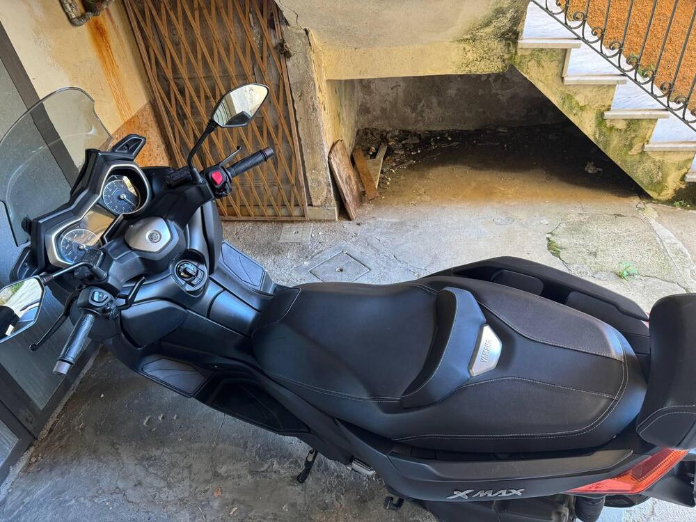 Yamaha X-Max 400 Tech Max (2020) (2)