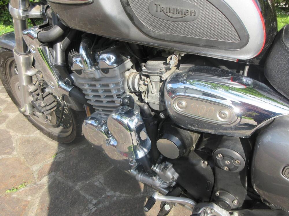 Triumph Thunderbird 900 (2002) (5)