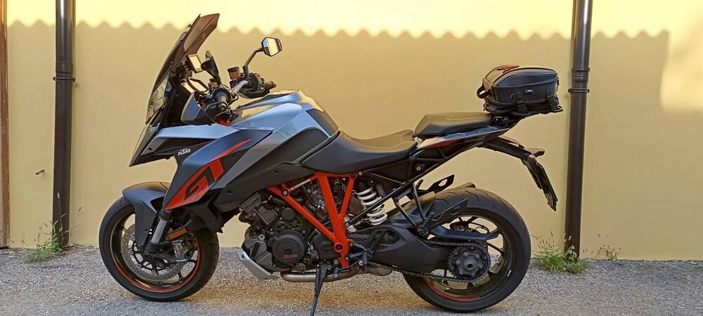 KTM 1290 Super Duke GT ABS (2016 - 18) (3)