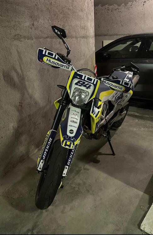 Husqvarna 701 Supermoto (2017 - 19) (2)