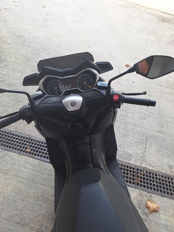 Yamaha X-Max 300 (2021 - 24) (5)