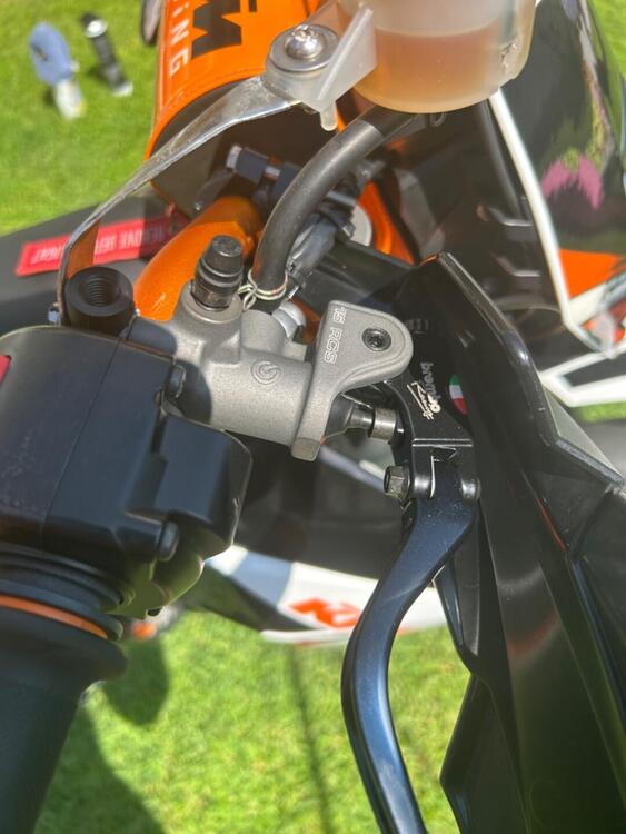 KTM 690 SMC R (2012 -17) (3)