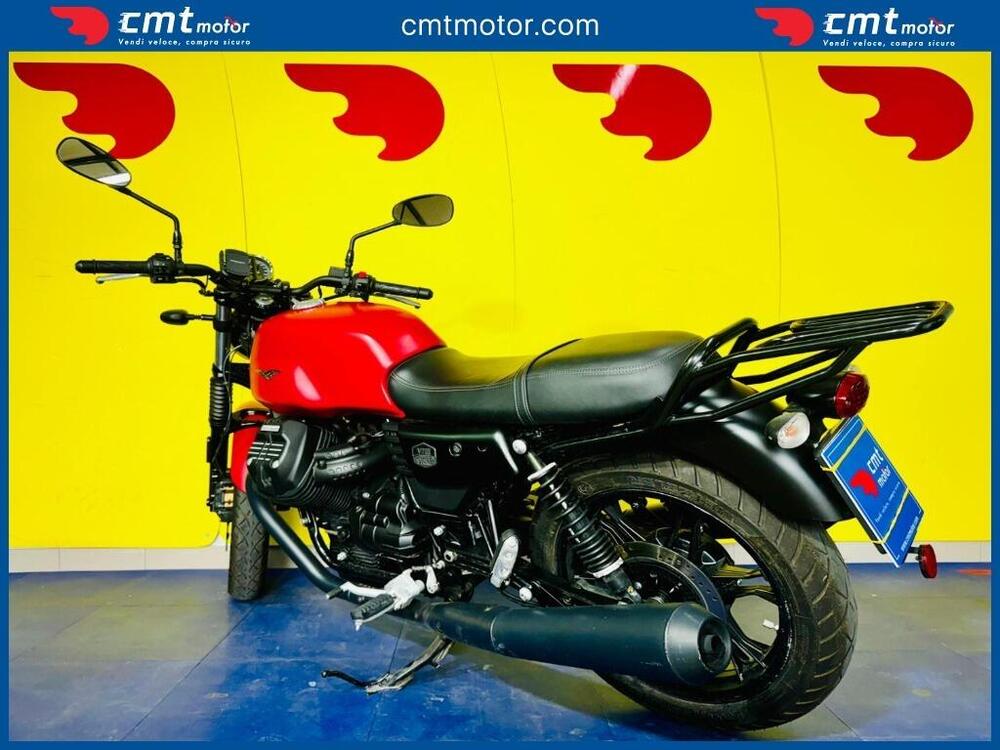 Moto Guzzi V7 III Stone (2017 - 20) (4)