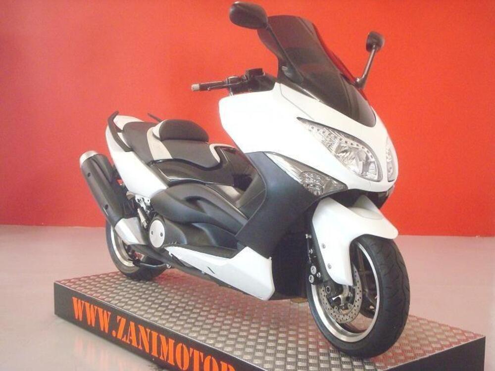 Yamaha T-Max 500 White Max (2010 - 11) (2)