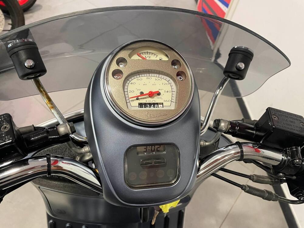 Vespa Sei Giorni 300 Hpe (2021 - 22) (4)