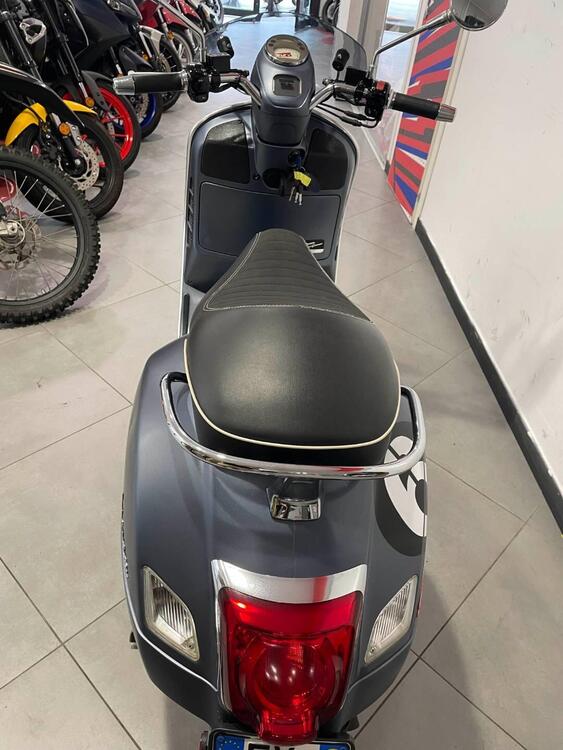 Vespa Sei Giorni 300 Hpe (2021 - 22) (5)